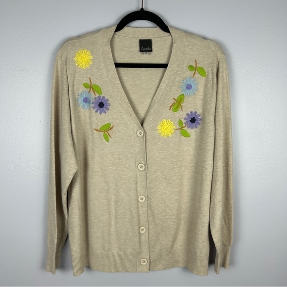 Aaeda Neutral Floral Embroidered Button Front Cardigan Sweater XL Cream - Picture 2 of 13